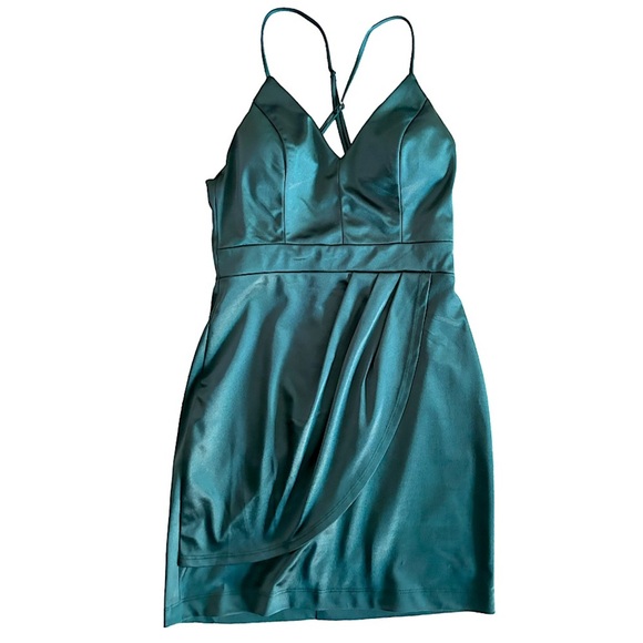 Shiny Emerald Green Mini Dress Size Small - Picture 6 of 8